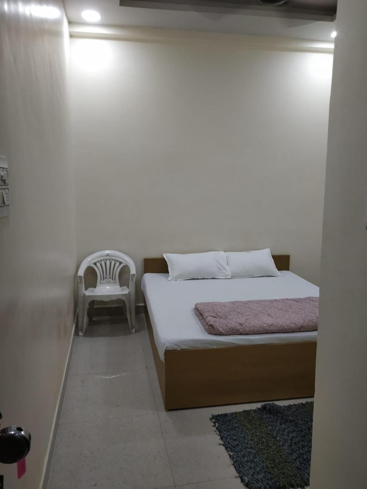Shree Gajlaxmi Hotel Walking Distance From Mahakaleswar Ujjain Zewnętrze zdjęcie
